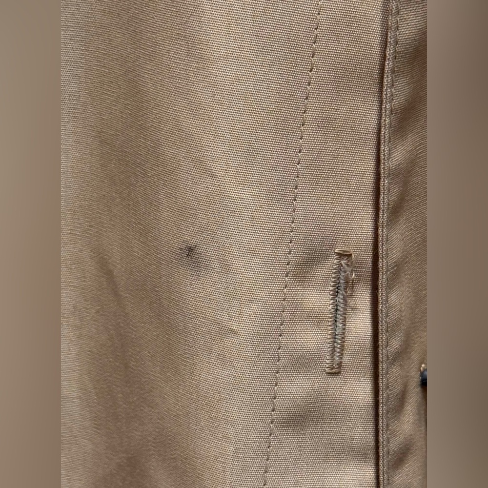 London Fog Beige Coat size 6 petite has 2 tiny dot marks not noticeable see pics - Picture 7 of 8